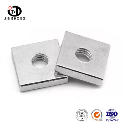 Fyrkantiga tunna nötter